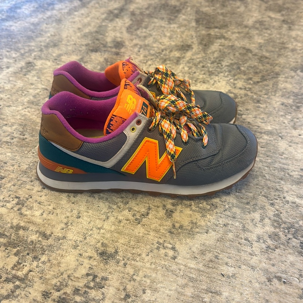 Women’s New Balance 574
